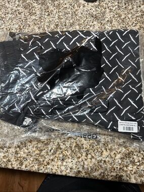 G59 Brand New Sweats